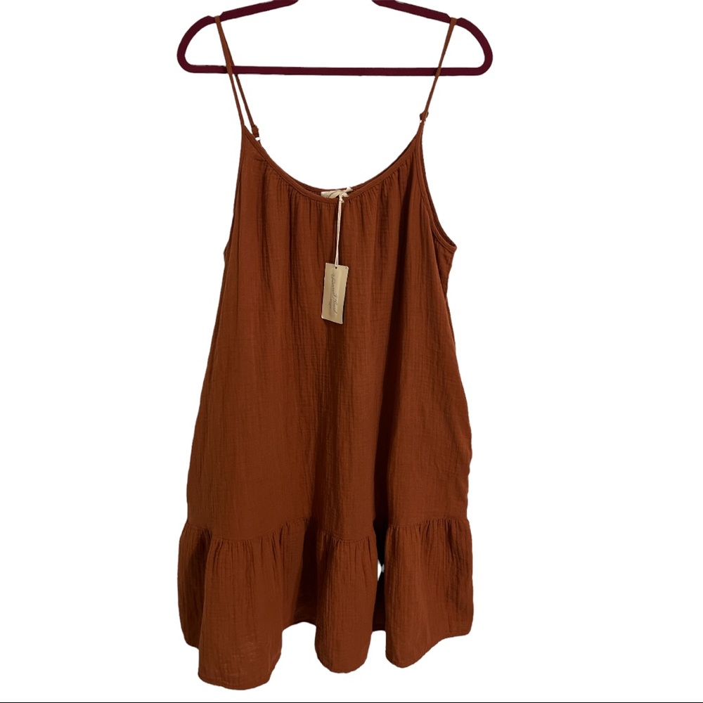 Super cute and light summer dress WITH POCKETS!!